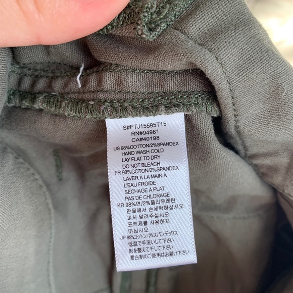 Shorts - Picture 2 of 4